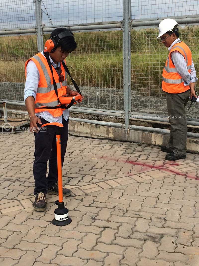 Siêu âm tìm vị trí rò rỉ đường cấp nước cho công ty tại Hải Phòng